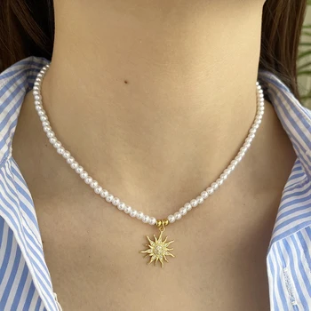 Roztomilý Slunce Imitace Perlový Náhrdelník pro Ženy, Micro Vydláždit Zirkony z Nerezové Oceli Spona Zlatá Barva Límec Módní Šperky