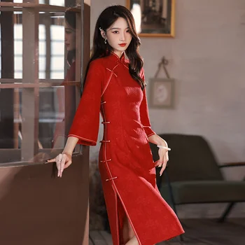 Tradiční Čínské Qipao Šaty Ženy Polovinu Rukáv Červené Moderní Cheongsam Šaty Župan Východní Čína Styl Kostým Dámy
